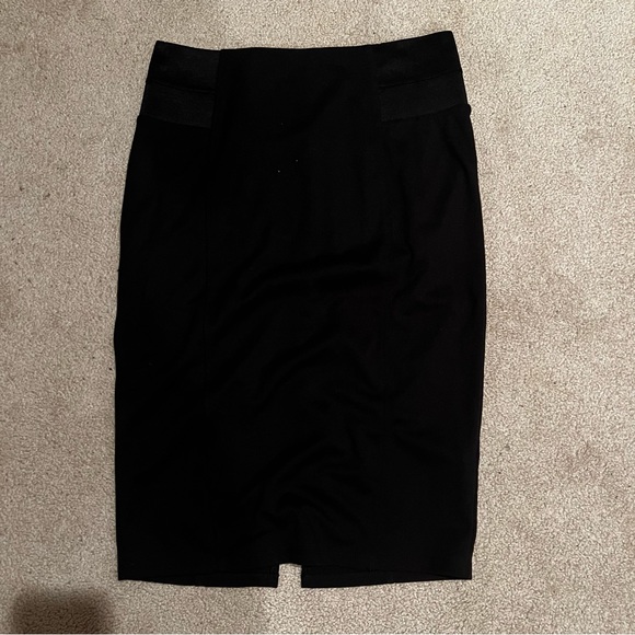 Black, Suzy Shier, Large - Picture 1 of 4